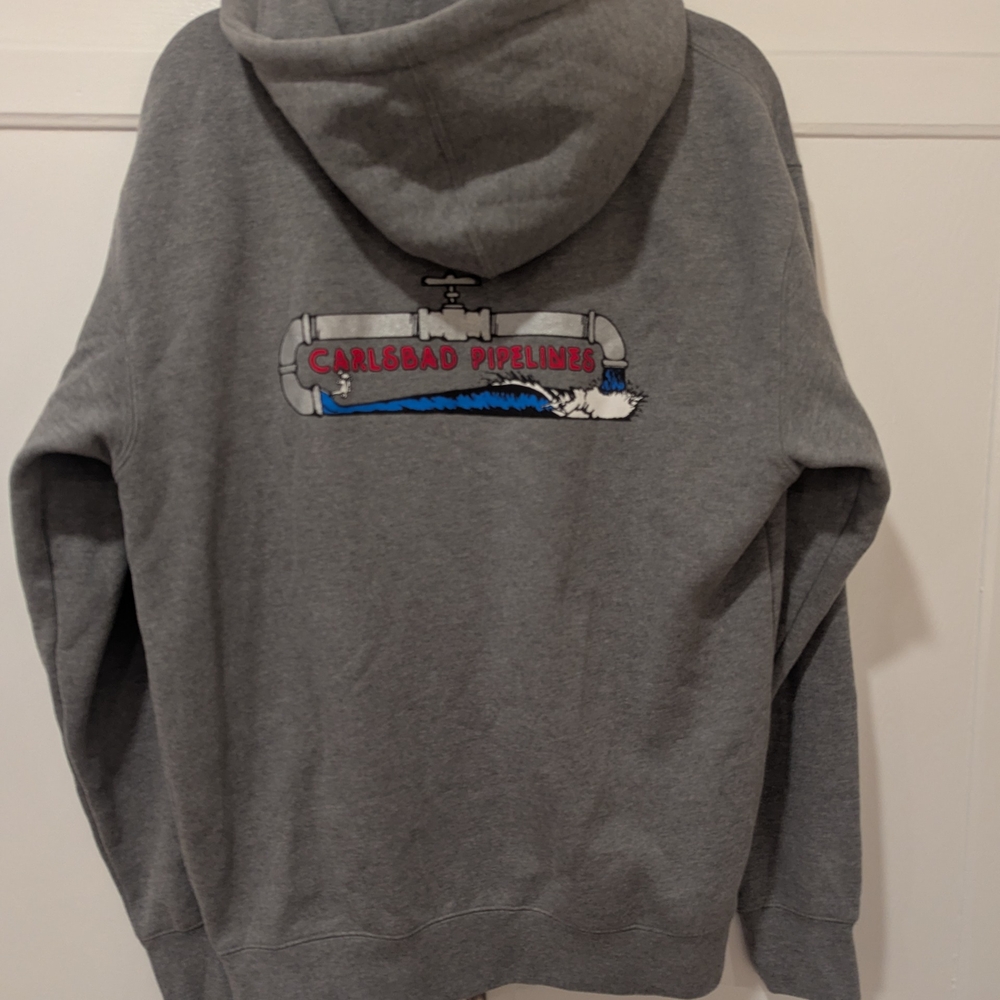 Brand New Carlsbad Pipelines Gray Zip-Up Sweater